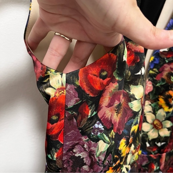 ALICE + OLIVIA Kiro Floral Deep V Lantern Dress Size 2 - Picture 8 of 14